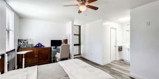 1100 SE 5th Court Gallery 63