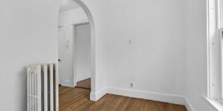 166 Elliot St Gallery 18