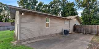 4BR/3BA Updated Home – Quiet Cove + Fenced Yard! 4BR/3BA Updated Home – Quiet Cove + Fenced Yard! Gallery 29