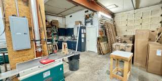 114 WALNUT Street Gallery 4