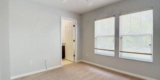 Charming 2-Bedroom, 2.5-Bathroom Townhome Just Minutes from Disney! Gallery 18