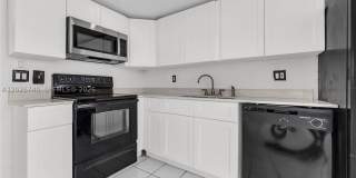 321 SW 1st Ct Gallery 13
