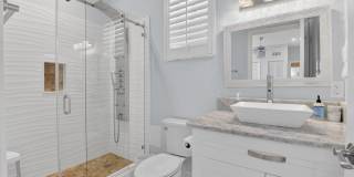 122 Andrews Avenue Gallery 33