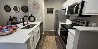 Walnut Creek Apartments Gallery 2