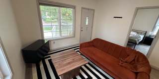 704 N Duluth Ave Gallery 2