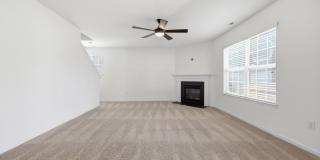 3 Bed 2.5 Bath With Fenced in Yard! Gallery 22