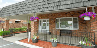 Huntington House Riverview Gallery 13