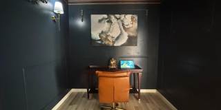 44075 PIPELINE Plaza Gallery 21