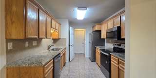 5705 Mandalay Gallery 12