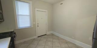 111 N Center Street unit: 2R Gallery 3