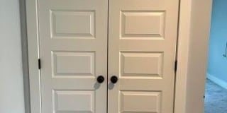 2100 Remington Court unit: A Gallery 33