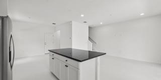 4520 Longwood Lake Square Gallery 14