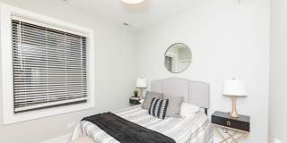 4403 N Seeley Gallery 10