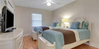 562 Goldcoast Ct Gallery 13