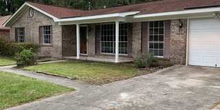 Quiet neighborhood Gallery 1