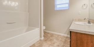 Spacious 4br/2.5ba house with garage in well maintained neighborhood Gallery 25