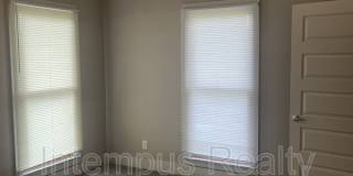 229 Deaderick Ave Gallery 13