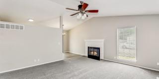 WEST Side Duplex for rent! Spacious 3 bed/2 bath duplex for rent! Move In Special- 1/2 off 2nd month's rent. Gallery 5