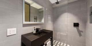 500 Greenwich Street Gallery 32