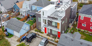 Modern Townhome Gallery 6