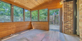 Beautifully maintained and move-in ready 4BR home with a basement Gallery 13