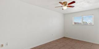 2246 W SIERRA Street Gallery 13