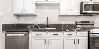 107 Manganese Street Gallery 14