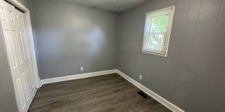 Near Southeast 3 Bed 1 Bath Gallery 20