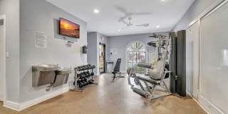One Bedroom One Bathroom! WATERFRONT COMMUNITY! Gallery 22