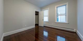 717 East 2nd Gallery 4