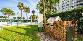 1408 Brickell Bay Dr Gallery 24