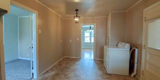 3 Bed 1 Bath Home in Shawnee Gallery 11
