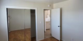 Welcome to Reeves Apartments Gallery 22