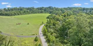 Beautifully maintained 3-bedroom, 2-bath townhome in Nashville’s highly desirable Lennox Village Beautifully maintained 3-bedroom, 2-bath townhome in Nashville’s highly desirable Lennox Village Gallery 36