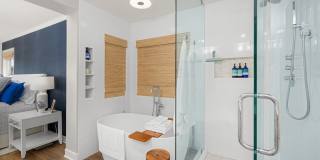 Coastal Retreat in La Costa - Spacious Home with Backyard Oasis Gallery 14