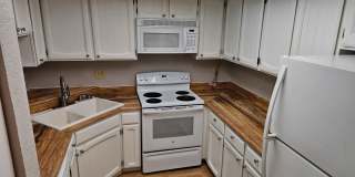 1 Bed Condo For Rent in Renton! Gallery 5