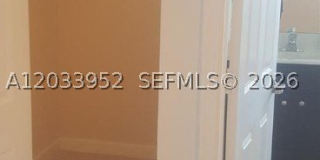 17104 SW 95th Ter Gallery 1