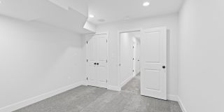 1434 MARSHALL Street Gallery 28
