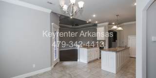 Gorgeous 3 bed/3 bath home in great Bentonville neighborhood Gallery 15