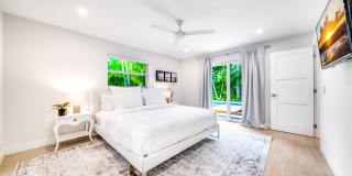 6 Northeast 19th Street Gallery 14