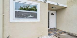 GORGEOUS REMODELED 2BR/1.5BA TOWNHOME IN TALL PINES, LARGO! Gallery 1