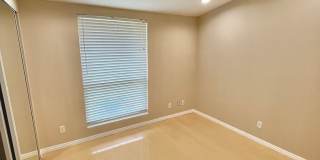 Beautiful house, 2bd+den/1.5ba HOME on the hillside of Granada Hills. Gallery 11