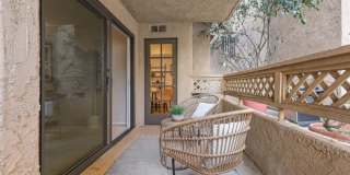 640 S Lake Avenue 105 Gallery 16