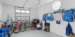18 Seagull Street Gallery 40
