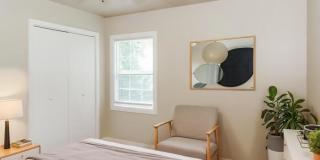 1803 Canterbury Circle Northwest Gallery 8