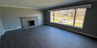 2540 Elm Street Gallery 10