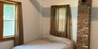 21 College Street Gallery 13