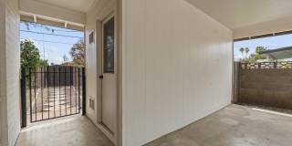 1229 E MANHATTON Drive Gallery 23