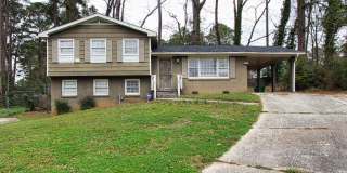 Available Now - Charming 3 Bedroom 2 Bathroom Home in Cul-De-Sac Gallery 1