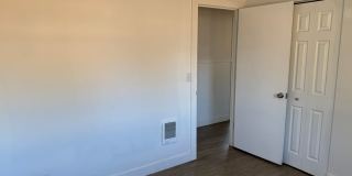 Beautiful 3 bedroom 2 bath house in Eugene! Gallery 22